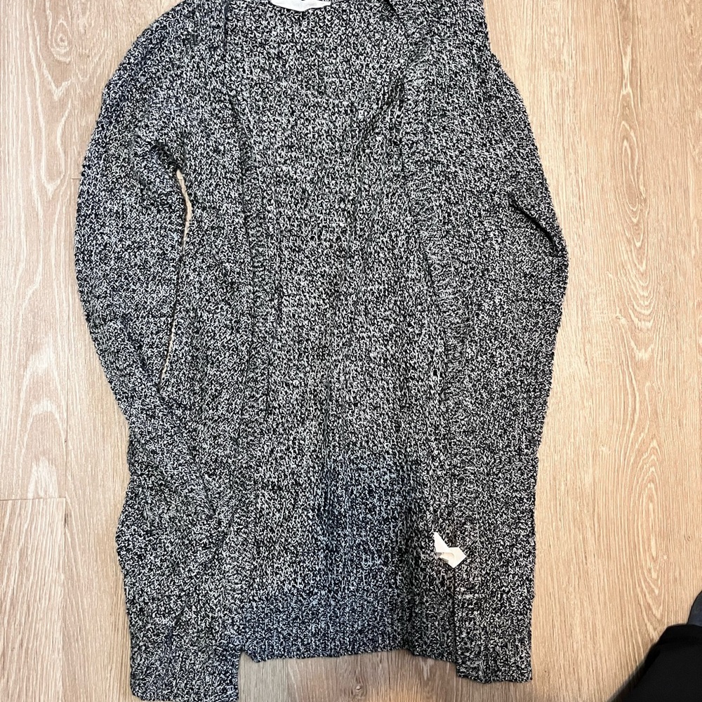 Bluenotes Black and White Women's Cardigan